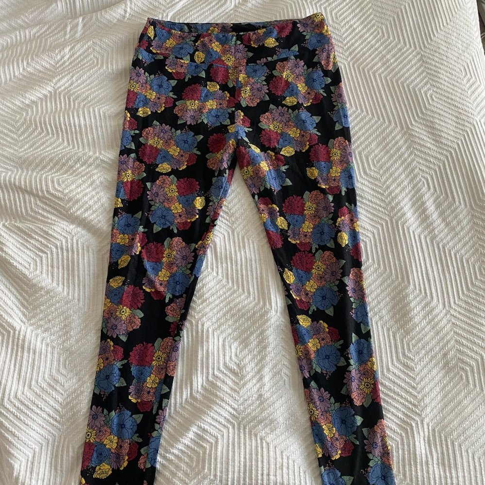 LuLaRoe Black Floral Leggings